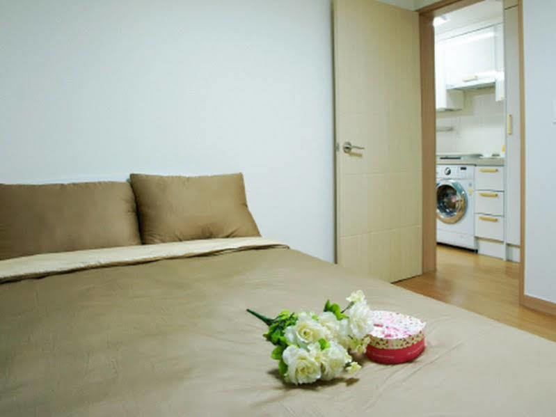 Jungmun Yegreen Residence Hotel Seogwipo Exteriör bild